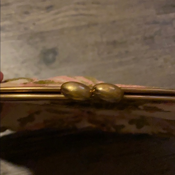 Vintage Kiss Lock clutch - Picture 2 of 3